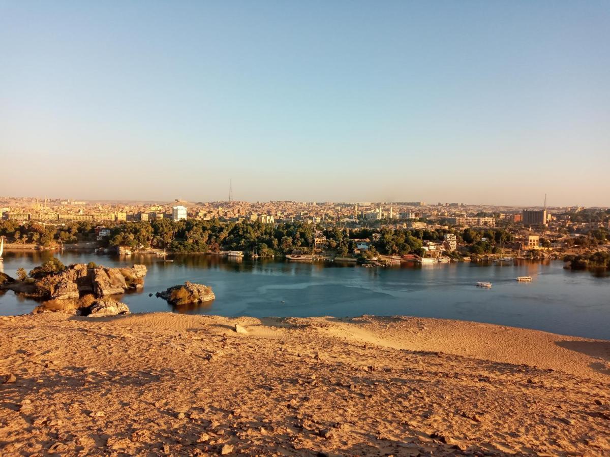 Labib Guest House Aswan Bagian luar foto