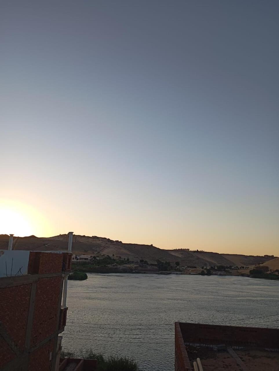 Labib Guest House Aswan Bagian luar foto