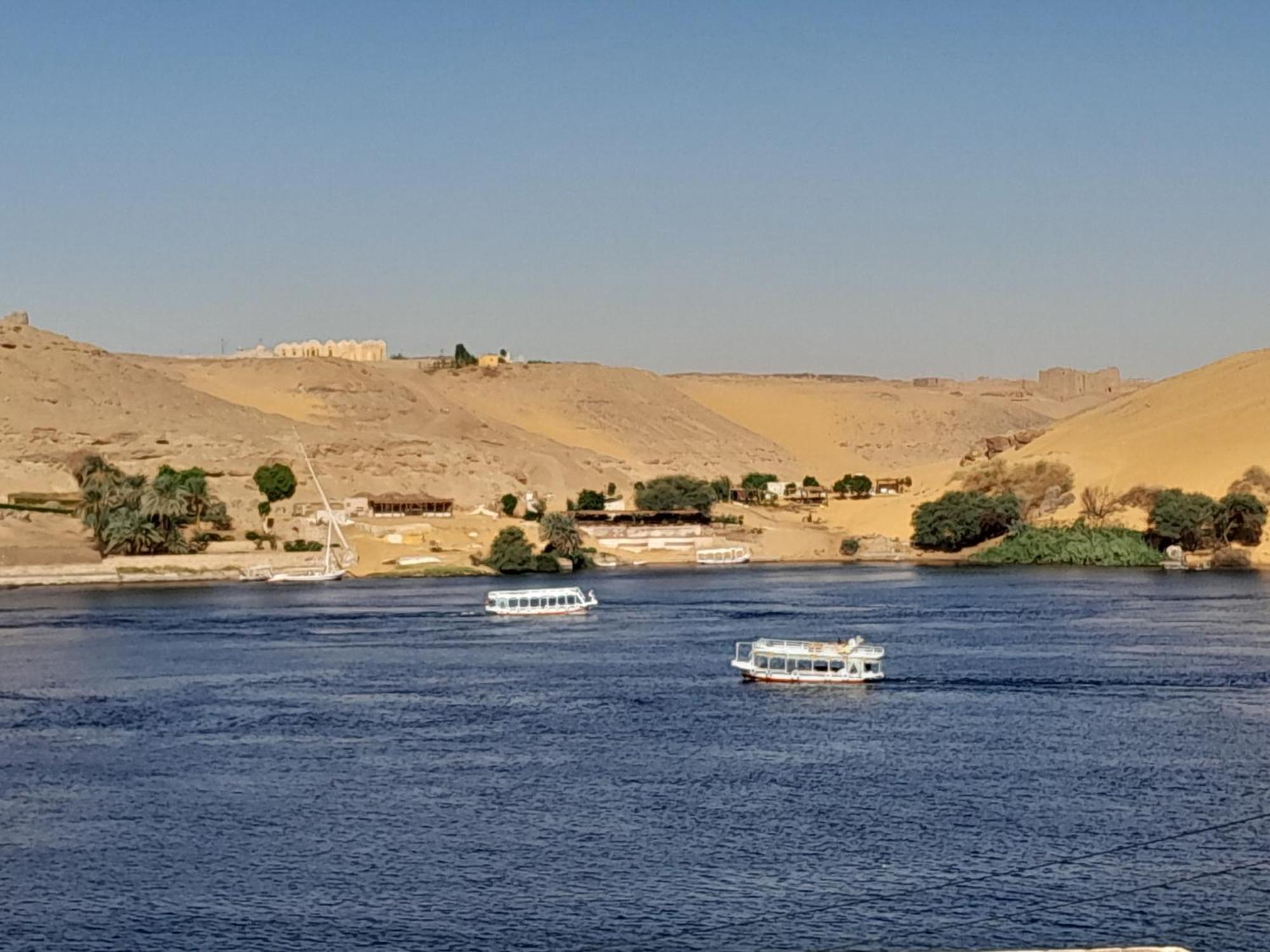 Labib Guest House Aswan Bagian luar foto