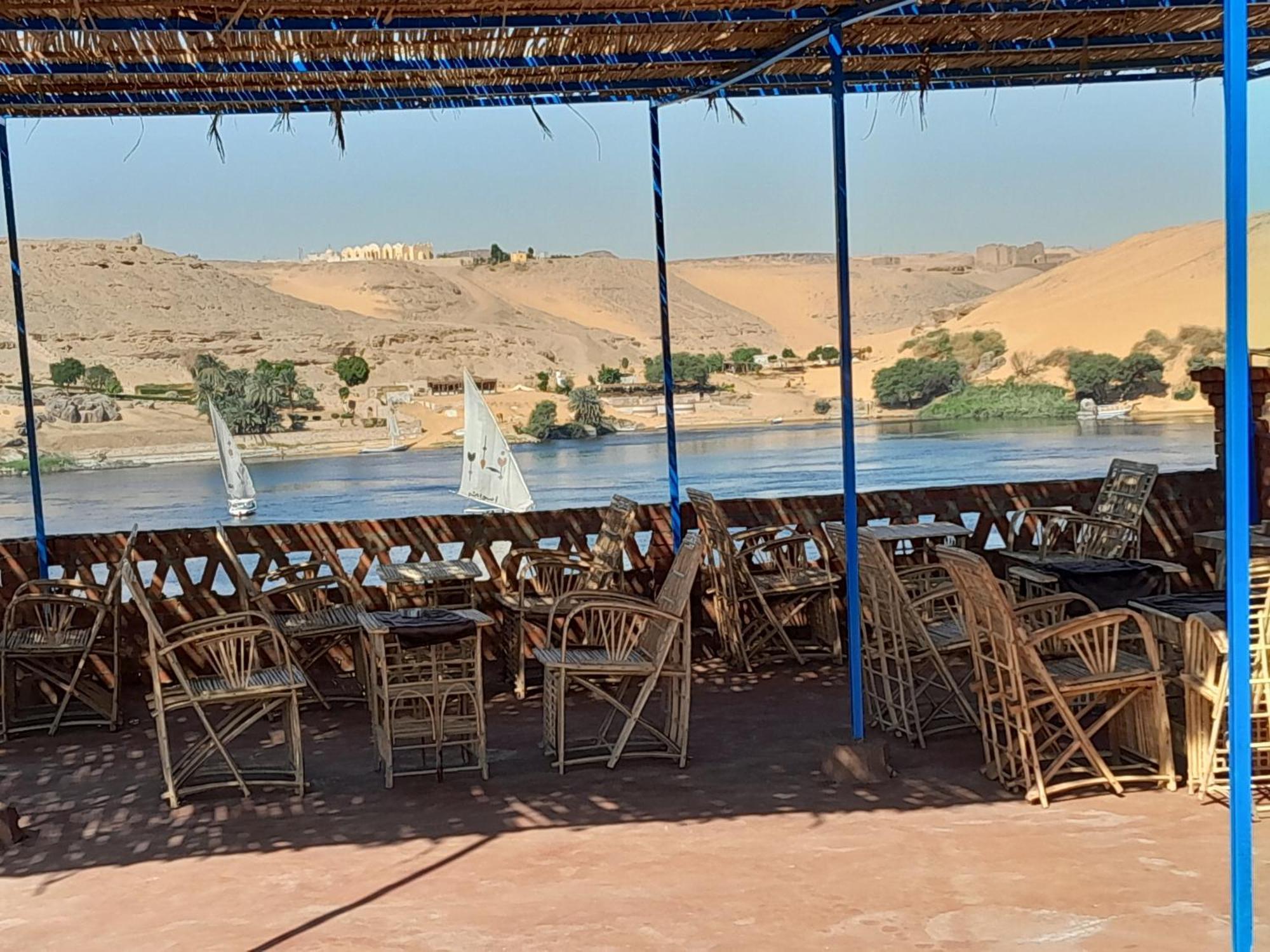 Labib Guest House Aswan Bagian luar foto