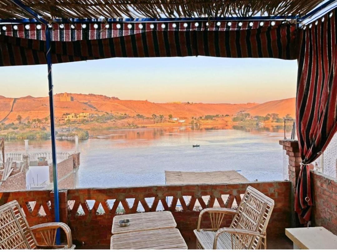 Labib Guest House Aswan Bagian luar foto